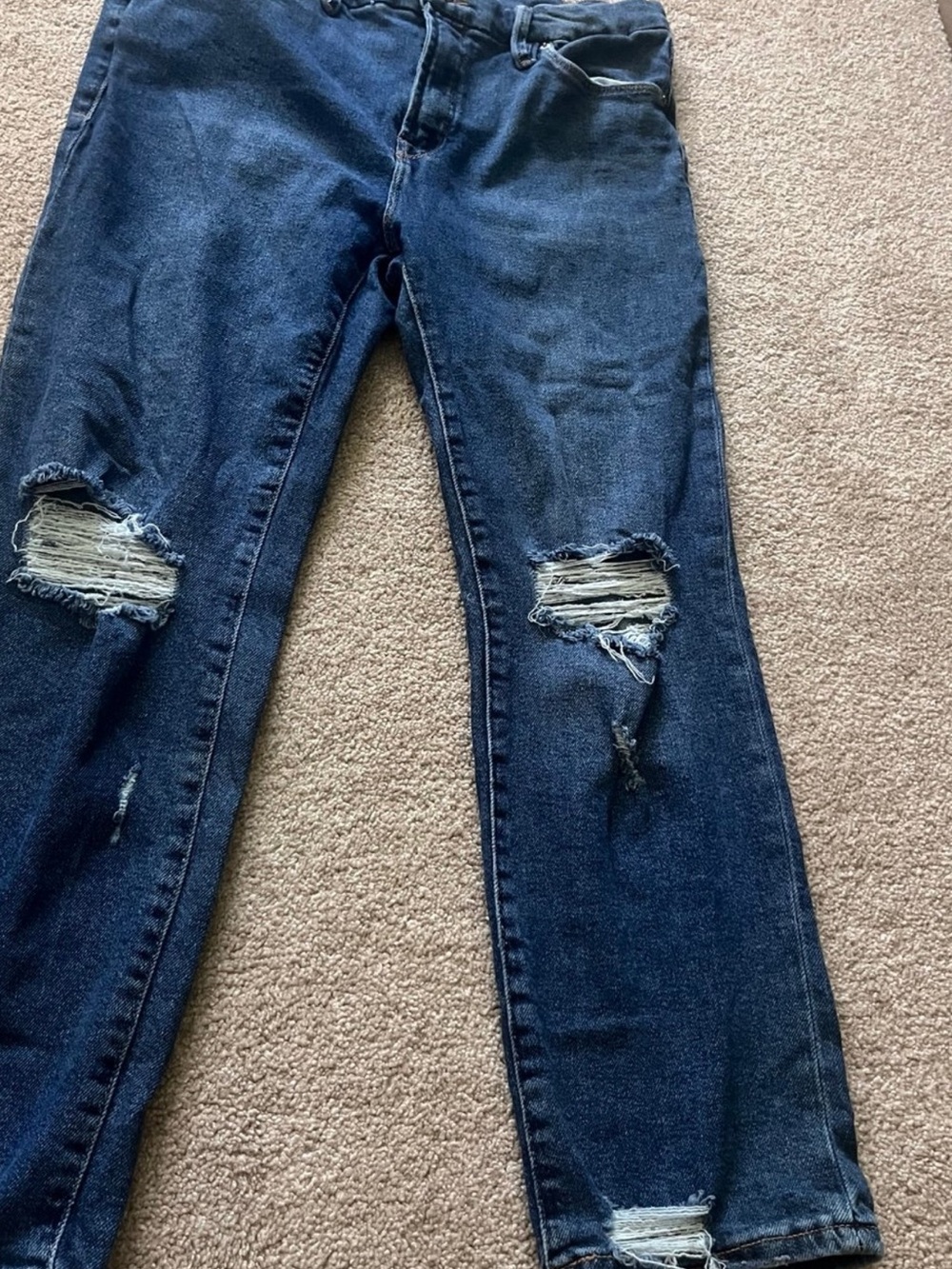Good American Distressed Indigo Jeans Size 14/32 Style QSBDH619T